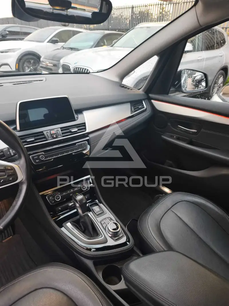 2017 BMW 218