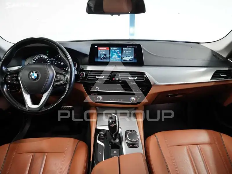 2017 BMW 523