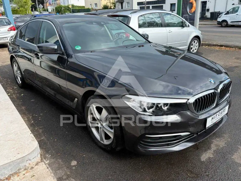 2017 BMW 523