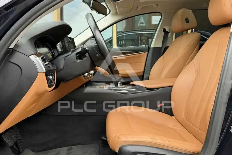 2017 BMW 523