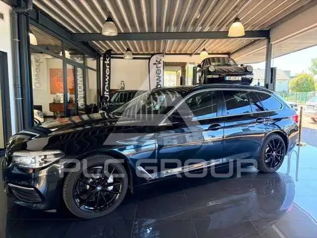2017 BMW 523