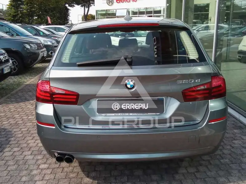 2017 BMW 523