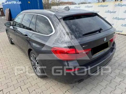 2017 BMW 523