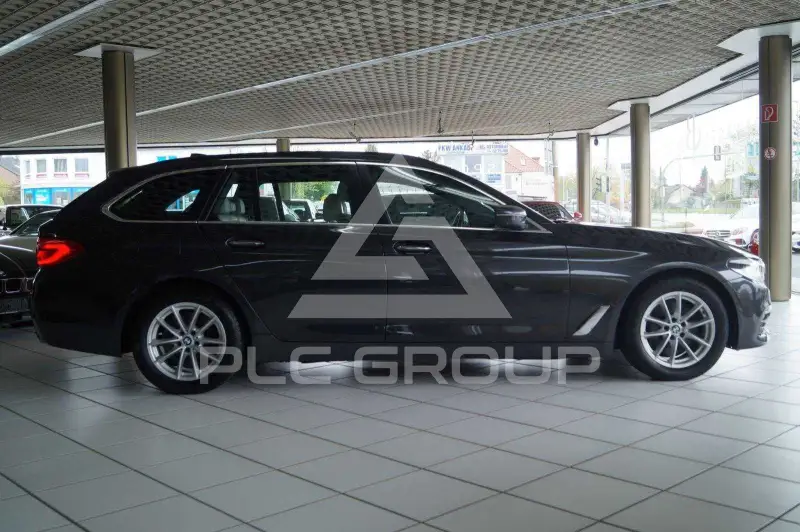 2017 BMW 523