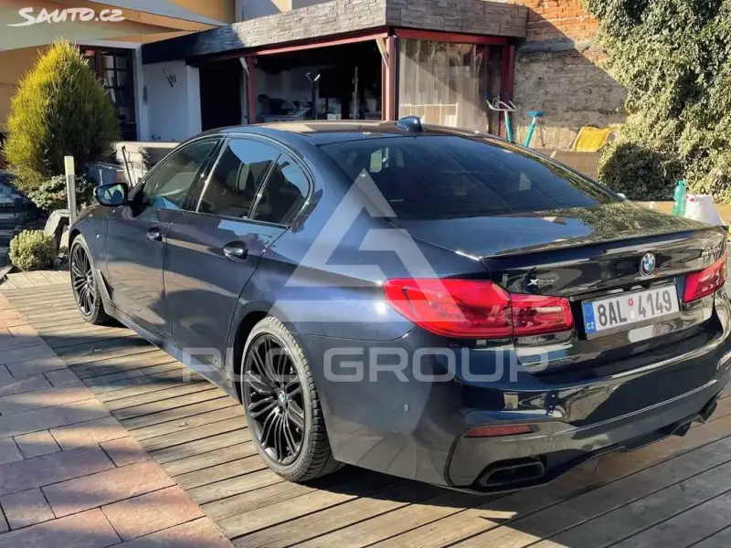 2017 BMW 523