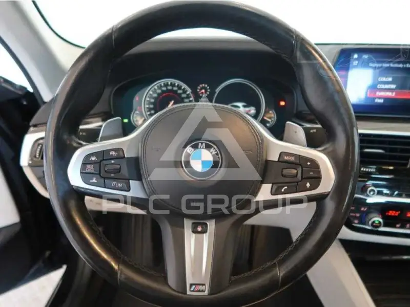 2017 BMW 523