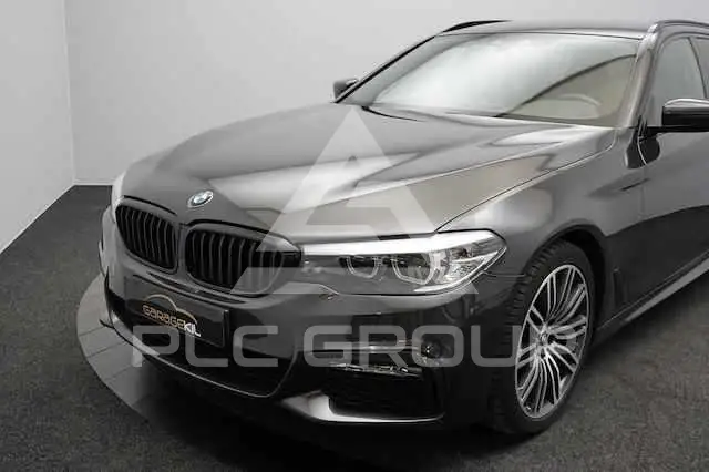 2017 BMW 523