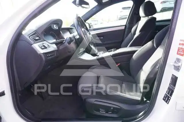 2017 BMW 523