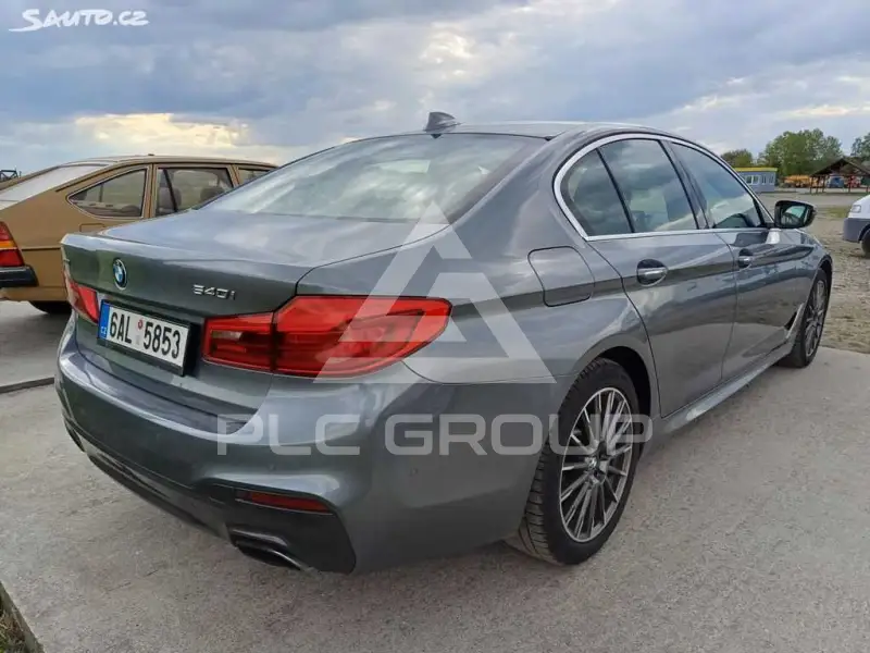 2017 BMW 523