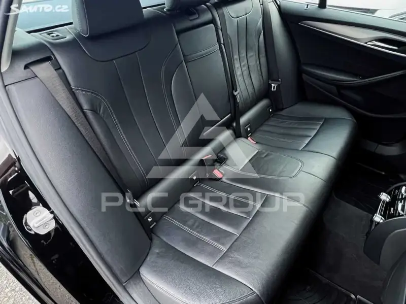 2017 BMW 523