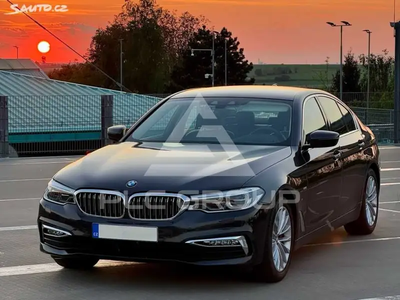 2017 BMW 523