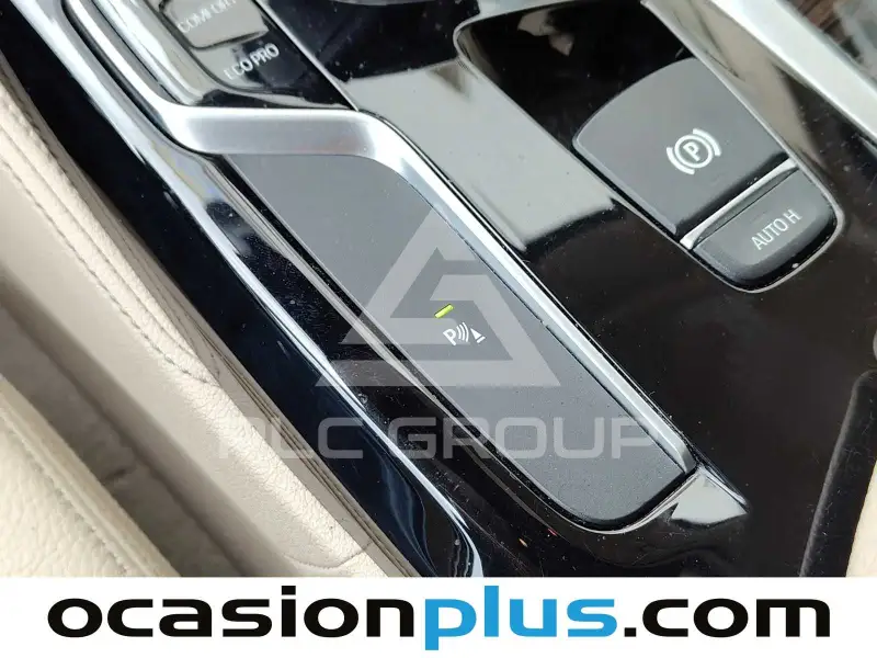 2017 BMW 523