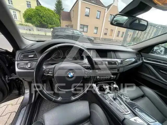 2017 BMW 523