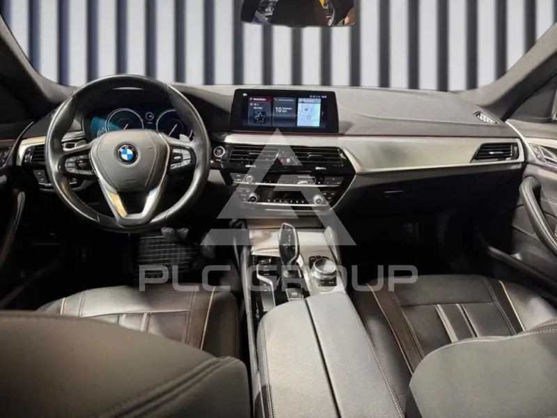2017 BMW 523