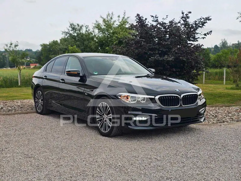 2017 BMW 523