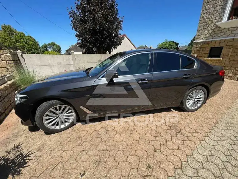 2017 BMW 523