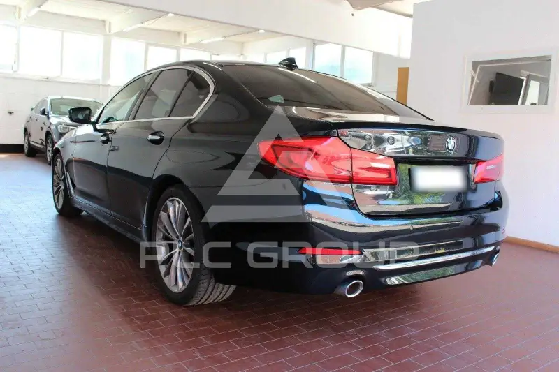 2017 BMW 523