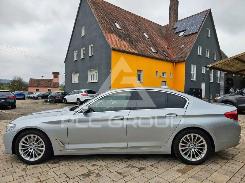 2017 BMW 523