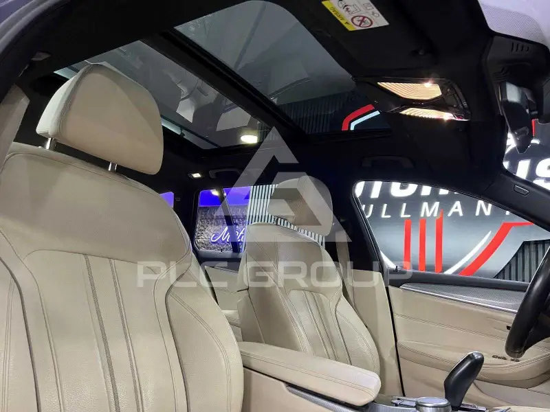 2017 BMW 523