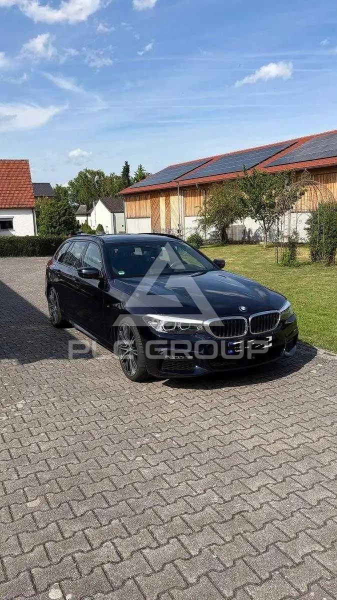 2017 BMW 523
