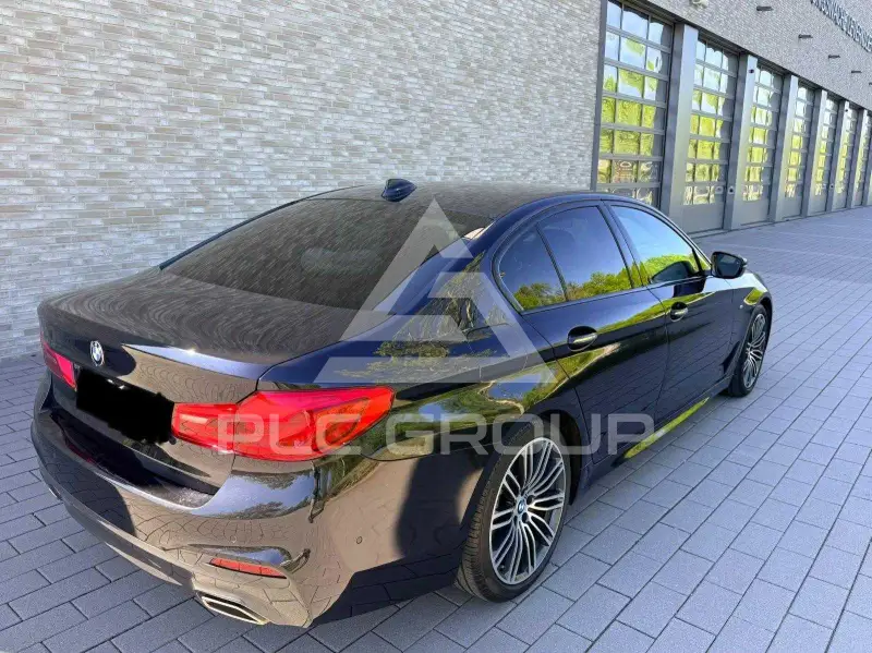 2017 BMW 523