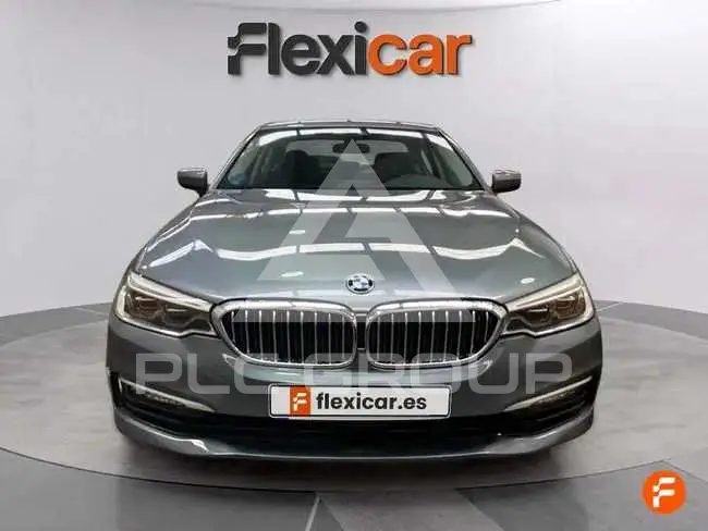 2017 BMW 523