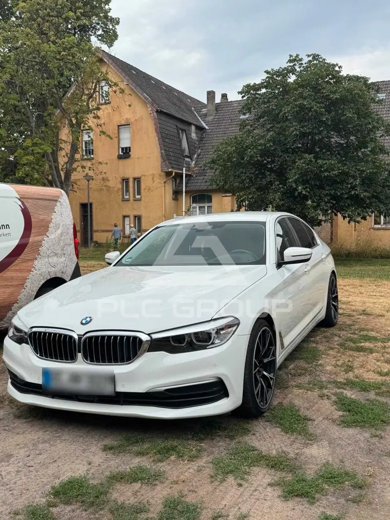 2017 BMW 523