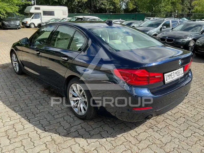 2017 BMW 523