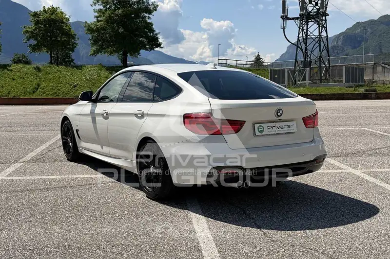 2017 BMW 330