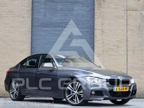 2017 BMW 330