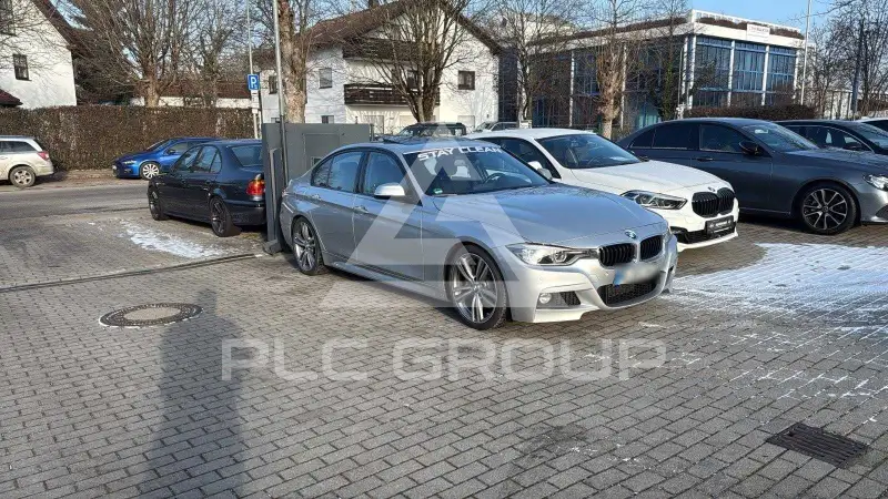 2017 BMW 330