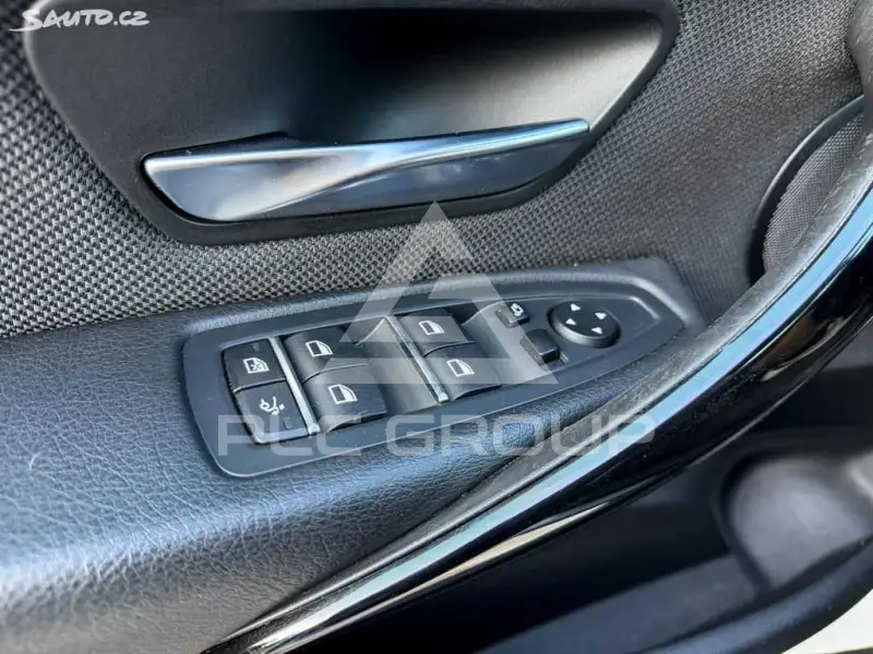 2017 BMW 330