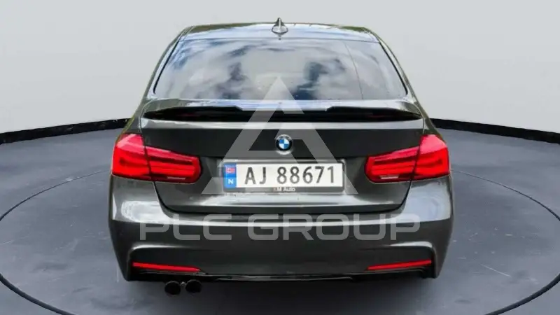 2017 BMW 330