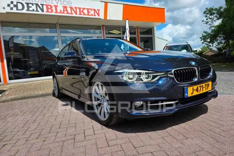 2017 BMW 330