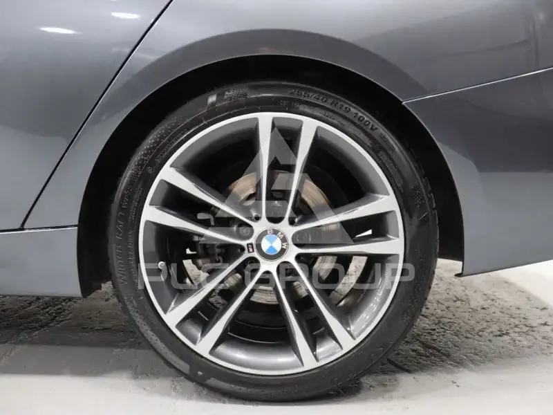 2017 BMW 330