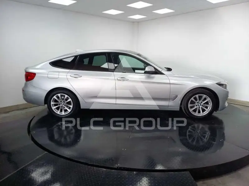 2017 BMW 330