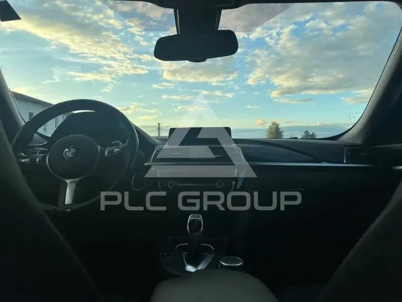 2017 BMW 330