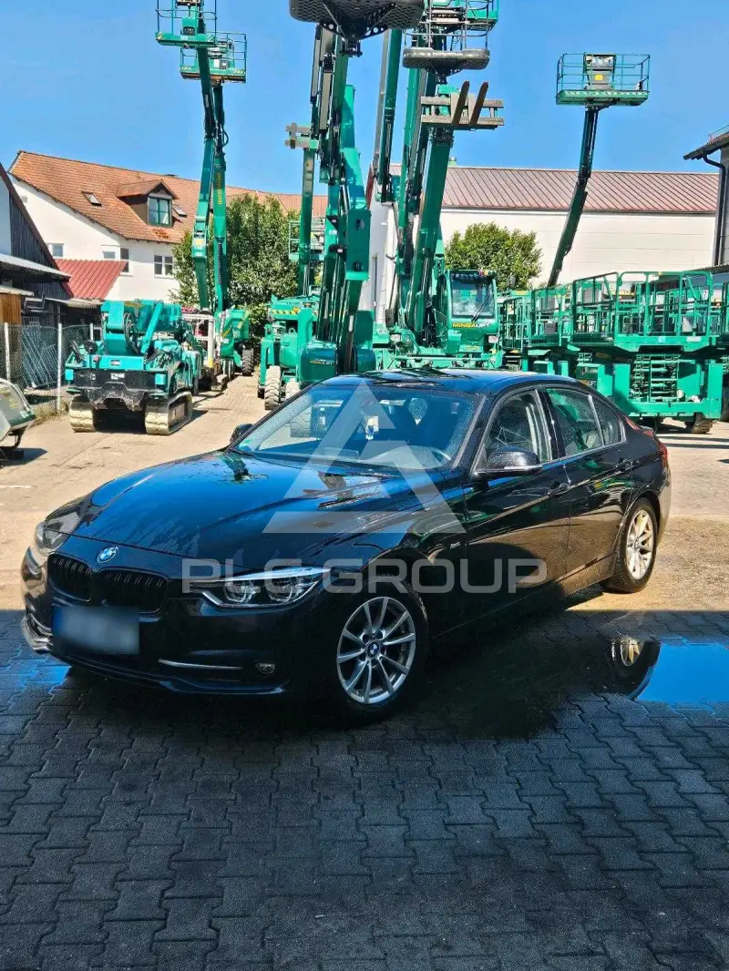 2017 BMW 330