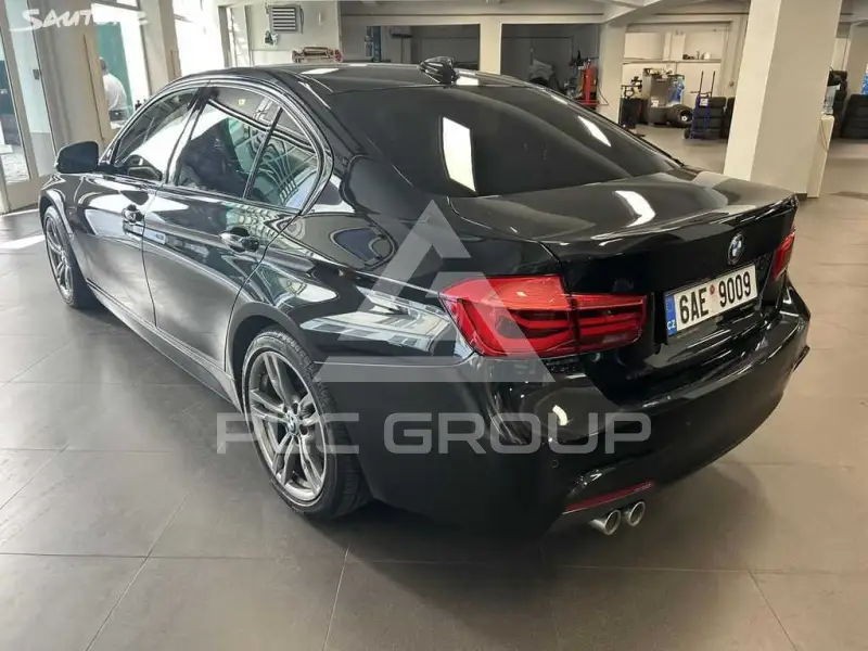2017 BMW 330