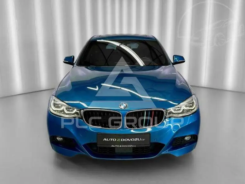 2017 BMW 330