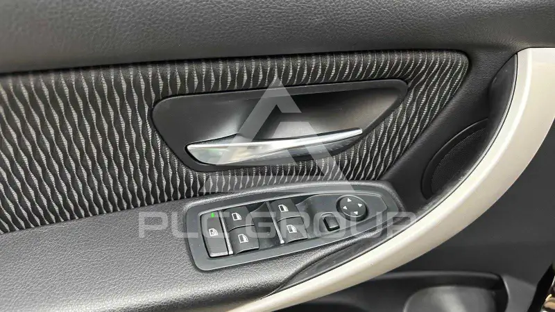 2017 BMW 330