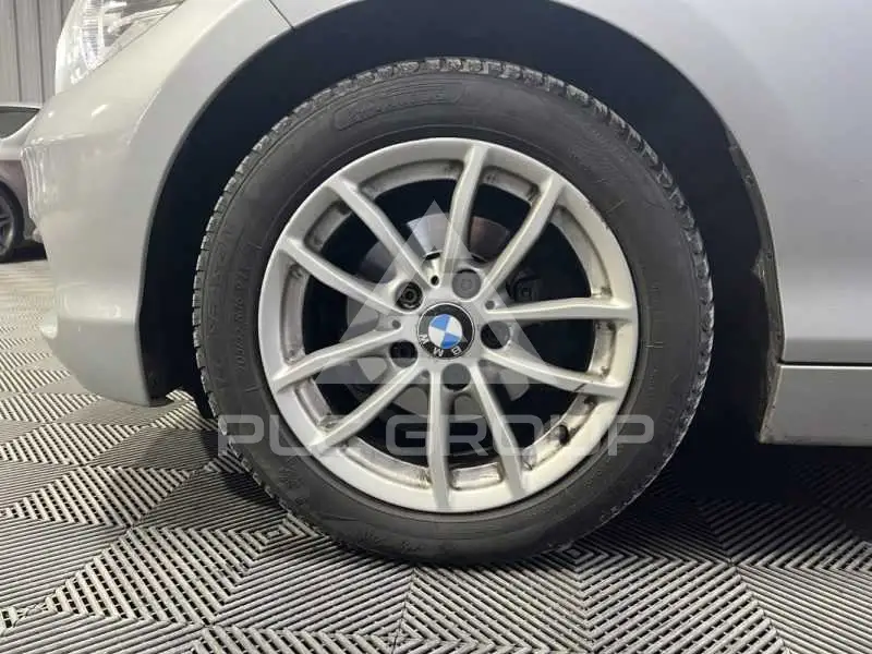 2017 BMW 120