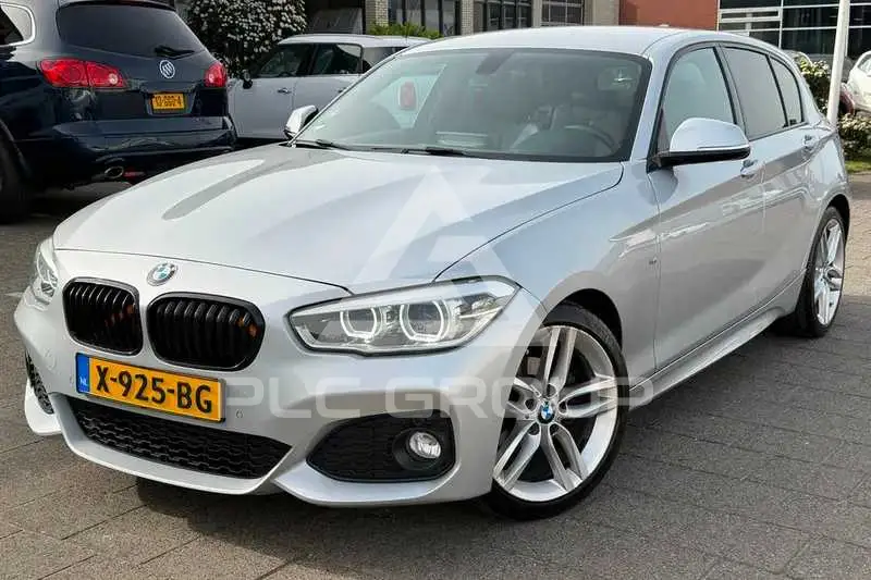 2017 BMW 120