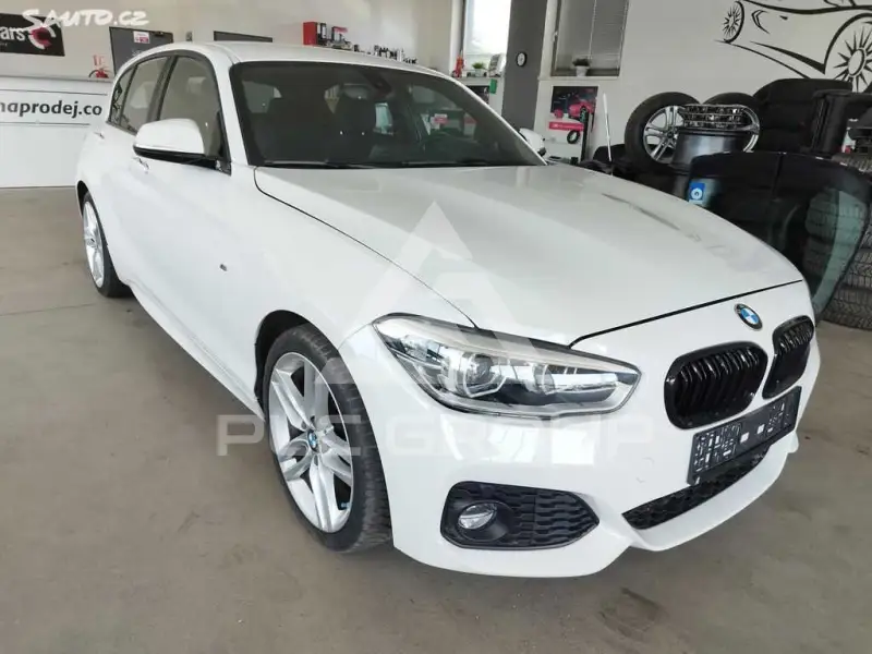 2017 BMW 120
