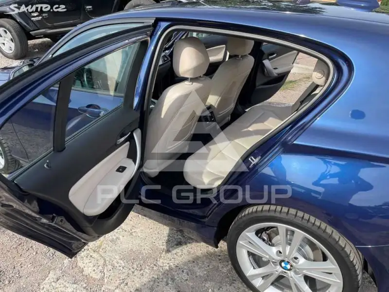 2017 BMW 120