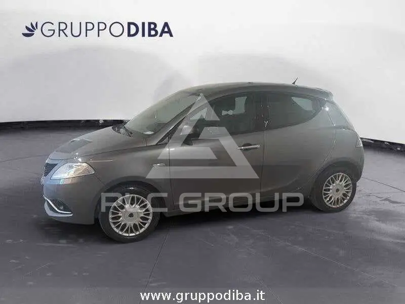 2017 Lancia YPSILON