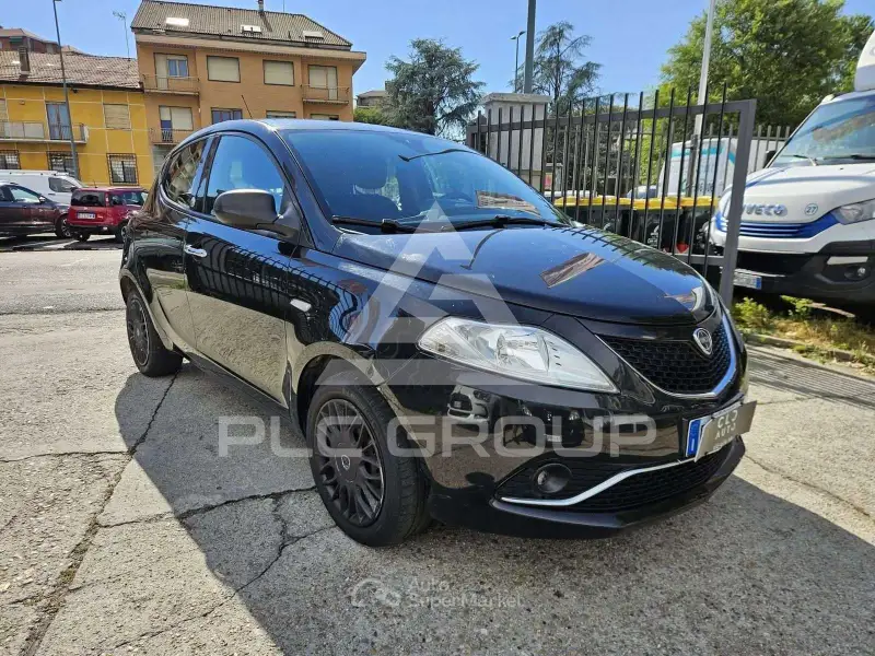 2017 Lancia YPSILON