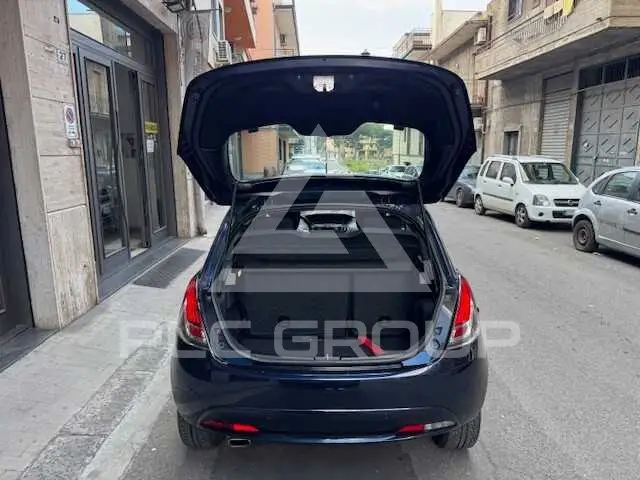 2017 Lancia YPSILON