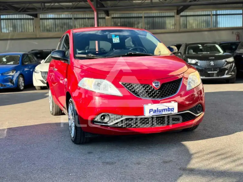 2017 Lancia YPSILON