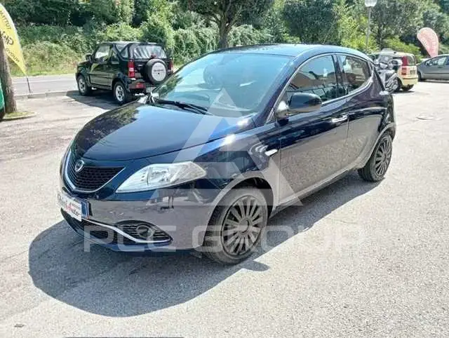 2017 Lancia YPSILON